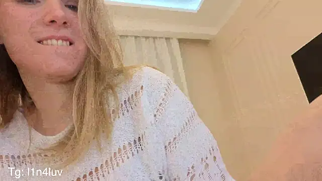 AIicaparkerc online show from 12/13/25, 09:31