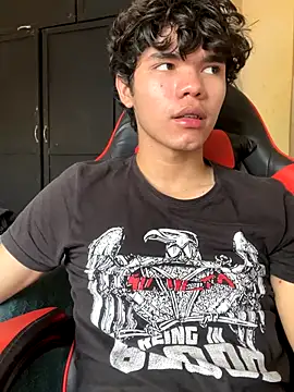 Im Camii online show from 11/19/25, 05:02