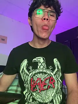 Snapshot of Im_Camii chatting on 12/22/25, 10:18 Im Camii online show from 12/22/25, 10:18