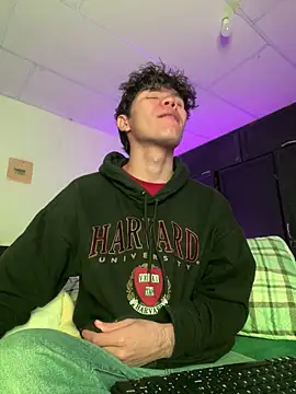 Snapshot of Im_Camii chatting on 02/02/26, 05:44 Im Camii online show from 02/02/26, 05:44