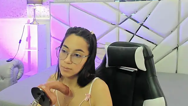 GabbiePrice online show from 06/15/26, 03:14
