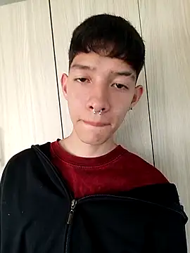 heyy noah11 online show from 10/24/25, 09:22