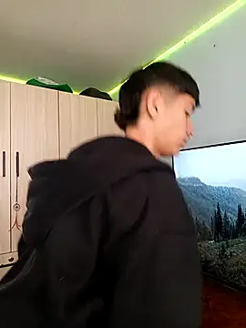 heyy noah11 online show from 10/30/25, 06:30