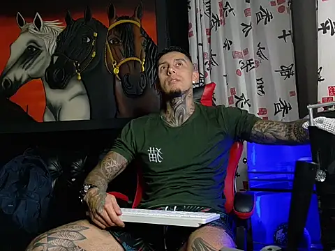 Snapshot of Molotov_Explosive chatting on 01/12/26, 09:09 Molotov Explosive online show from 01/12/26, 09:09