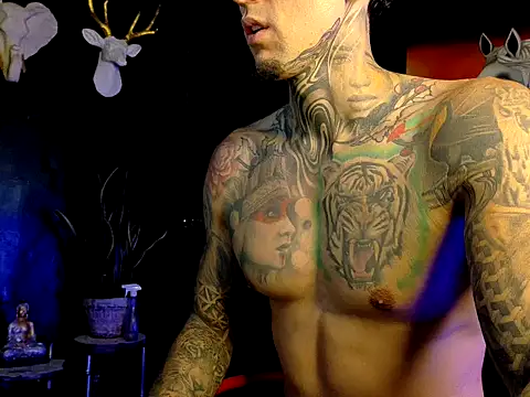 Snapshot of Molotov_Explosive chatting on 01/15/26, 05:27 Molotov Explosive online show from 01/15/26, 05:27