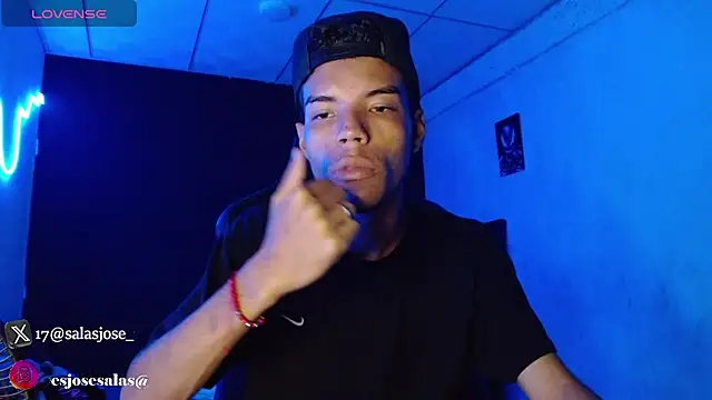 jhojan foxxx  online show from 11/29/25, 08:34