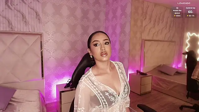 Snapshot of BEELLA_TAY1 chatting on 11/26/25, 01:34 BEELLA TAY1 online show from 11/26/25, 01:34