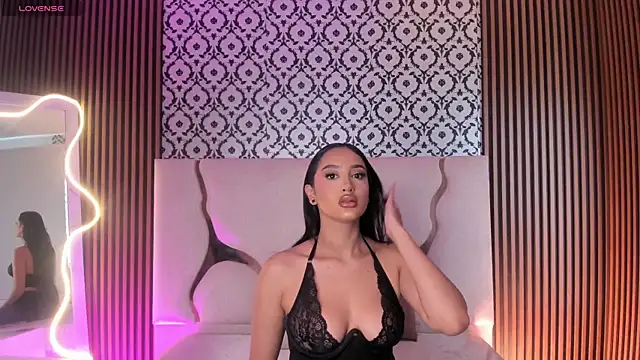 Snapshot of BEELLA_TAY1 chatting on 02/22/26, 12:15 BEELLA TAY1 online show from 02/22/26, 12:15