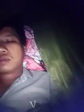 Snapshot of Dothanhthuan555 chatting on 11/17/25, 04:13 Dothanhthuan555 online show from 11/17/25, 04:13