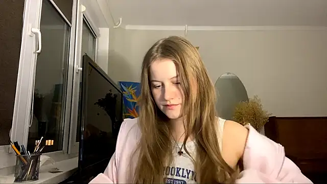 Snapshot of SeritaPickett chatting on 10/30/25, 05:24 SeritaPickett online show from 10/30/25, 05:24