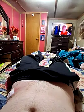 Snapshot of Gdaddy13 chatting on 10/11/25, 08:13 Gdaddy13 online show from 10/11/25, 08:13