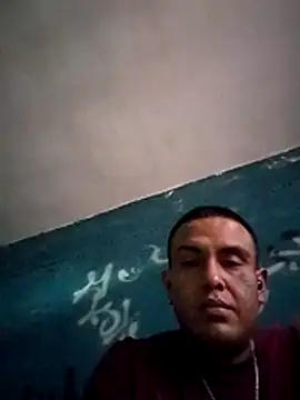 Snapshot of pastilla7y chatting on 12/14/25, 02:55 pastilla7y online show from 12/14/25, 02:55