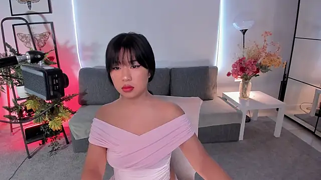 Erika Kim online show from 11/24/25, 06:35