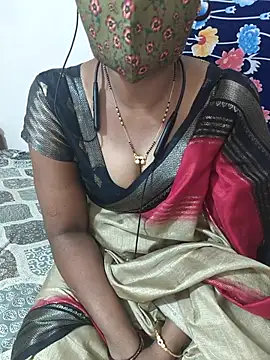 Snapshot of Best_Kannada_Couple chatting on 03/23/26, 06:34 Best Kannada Couple online show from 03/23/26, 06:34