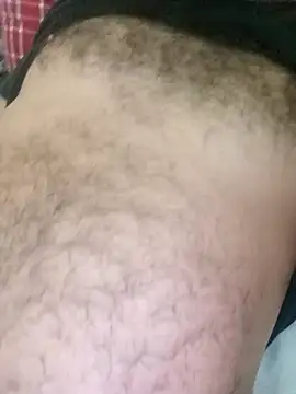 Snapshot of DEWOLT18 chatting on 02/13/26, 11:01 DEWOLT18 online show from 02/13/26, 11:01