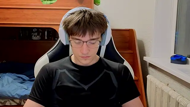 sweeetangeel online show from 12/21/25, 05:42