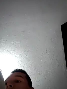 Snapshot of Rayangiss chatting on 02/04/26, 03:29 Rayangiss online show from 02/04/26, 03:29