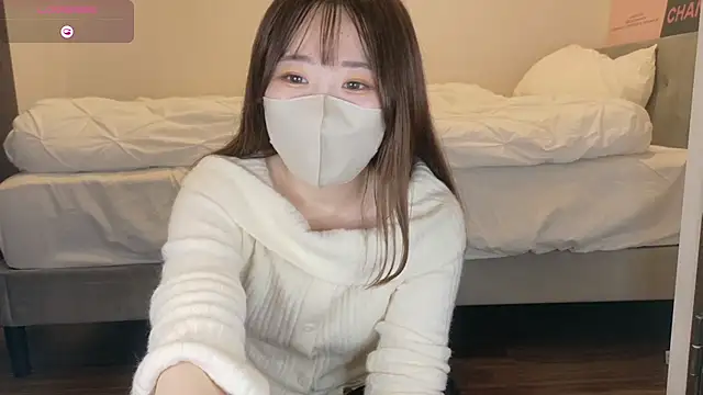 Snapshot of yura_ra_ra chatting on 04/18/26, 01:15 yura ra ra online show from 04/18/26, 01:15