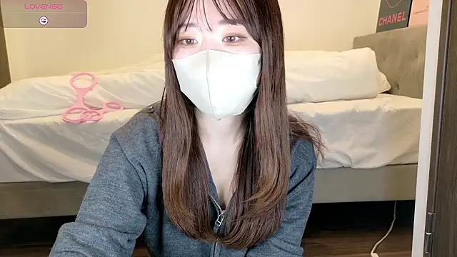 Snapshot of yura_ra_ra chatting on 05/07/26, 07:36 yura ra ra online show from 05/07/26, 07:36