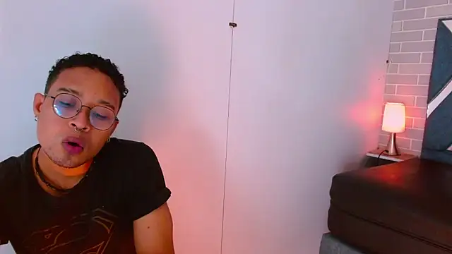 Snapshot of Jayden_Morris chatting on 02/13/26, 07:32 Jayden Morris online show from 02/13/26, 07:32