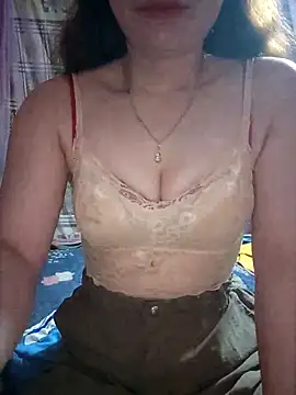 LeanaLy online show from 12/02/25, 01:28