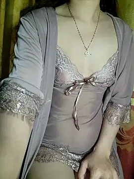 LinaCii online show from 12/14/25, 03:28