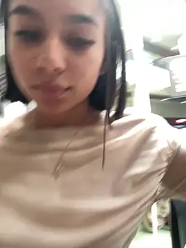 Snapshot of AlyssaRay chatting on 02/12/26, 06:14 AlyssaRay online show from 02/12/26, 06:14