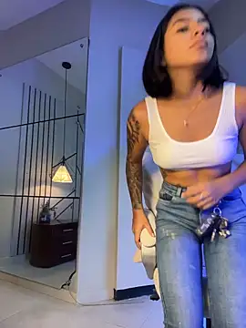 Snapshot of AlyssaRay chatting on 03/05/26, 12:23 AlyssaRay online show from 03/05/26, 12:23