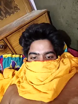 delhi  man 1 online show from 04/26/26, 08:01