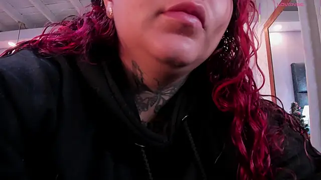 Snapshot of atennea_diiossa chatting on 11/27/25, 11:34 atennea diiossa online show from 11/27/25, 11:34