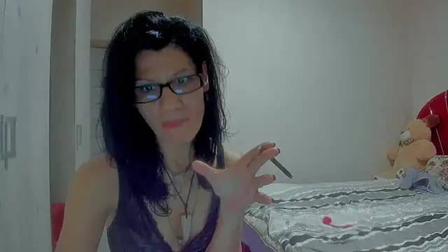 Snapshot of SweetSin40 chatting on 12/14/25, 07:58 SweetSin40 online show from 12/14/25, 07:58