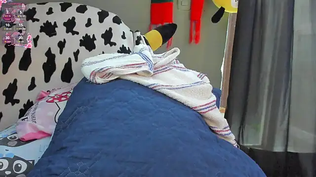 Sharlott smith online show from 12/15/25, 08:24