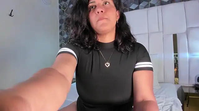 Snapshot of denisse_khan chatting on 03/16/26, 06:12 denisse khan online show from 03/16/26, 06:12