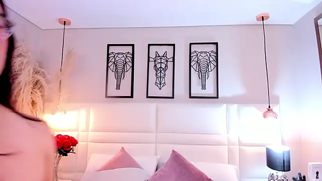 Ari lynn  online show from 10/16/25, 03:29