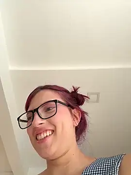 Snapshot of l0lita_sweet chatting on 11/29/25, 08:12 l0lita sweet online show from 11/29/25, 08:12