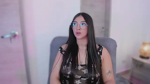 MirandaJohnson  online show from 10/22/25, 01:22