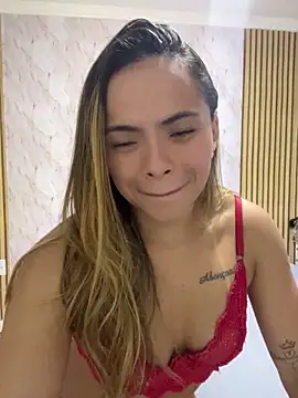 safadinhaquenteW online show from 05/18/26, 02:12