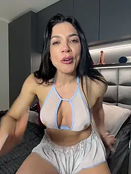 Kattefit online show from 06/15/26, 05:15