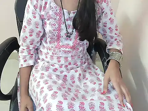 notty heena online show from 10/29/25, 04:04