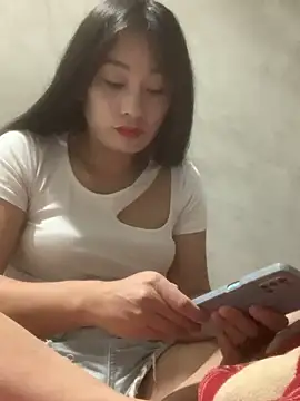 Linh sexyy online show from 10/21/25, 02:40