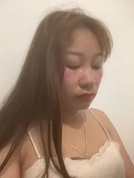 Snapshot of Linh_sexyy chatting on 03/25/26, 11:00 Linh sexyy online show from 03/25/26, 11:00
