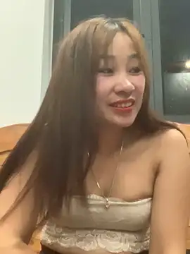 Snapshot of Linh_sexyy chatting on 04/03/26, 04:05 Linh sexyy online show from 04/03/26, 04:05