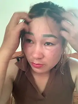 Snapshot of Linh_sexyy chatting on 04/17/26, 06:49 Linh sexyy online show from 04/17/26, 06:49