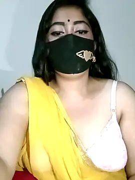 Jessica-03 online show from 10/28/25, 10:01