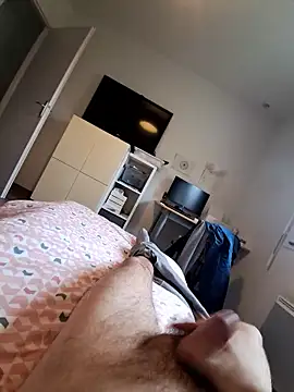 nico33000a online show from 12/15/25, 09:35