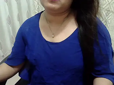 Snapshot of SexyRani2000 chatting on 05/16/26, 05:34 SexyRani2000 online show from 05/16/26, 05:34