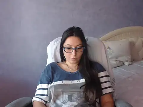 LuckyLisa23 online show from 11/22/25, 01:21