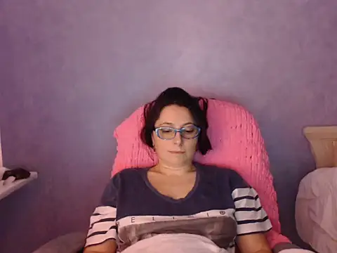 LuckyLisa23 online show from 02/26/26, 11:48