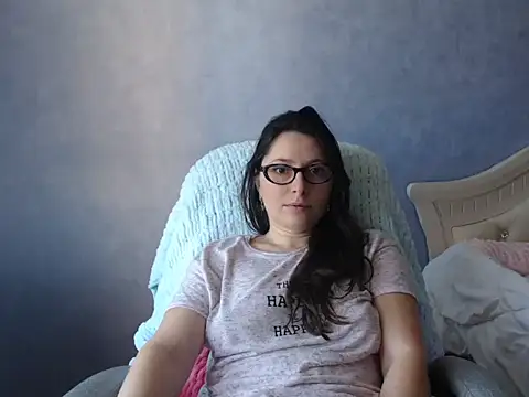 LuckyLisa23 online show from 04/27/26, 09:07
