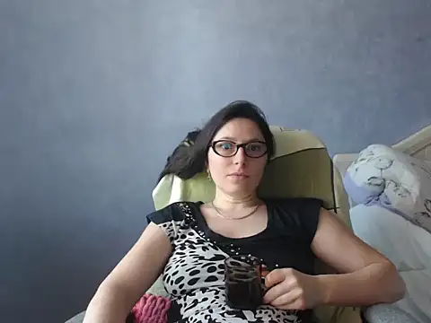 LuckyLisa23 online show from 06/14/26, 09:44